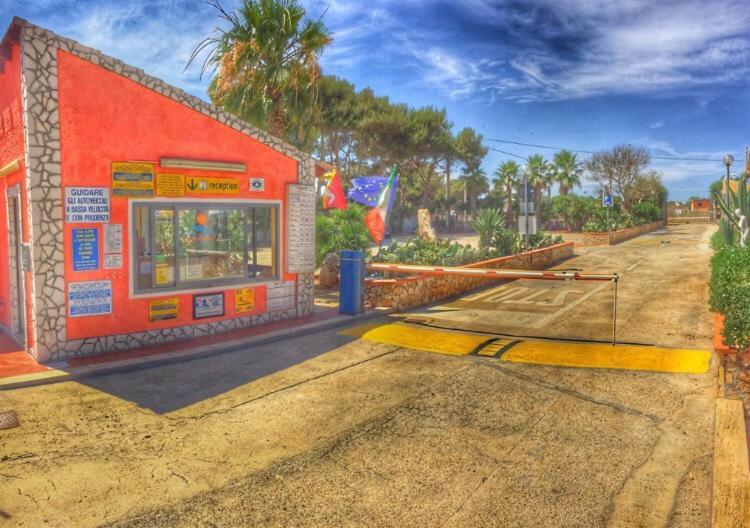 Camping Residence Capo Passero Portopalo Di Capo Passero المظهر الخارجي الصورة